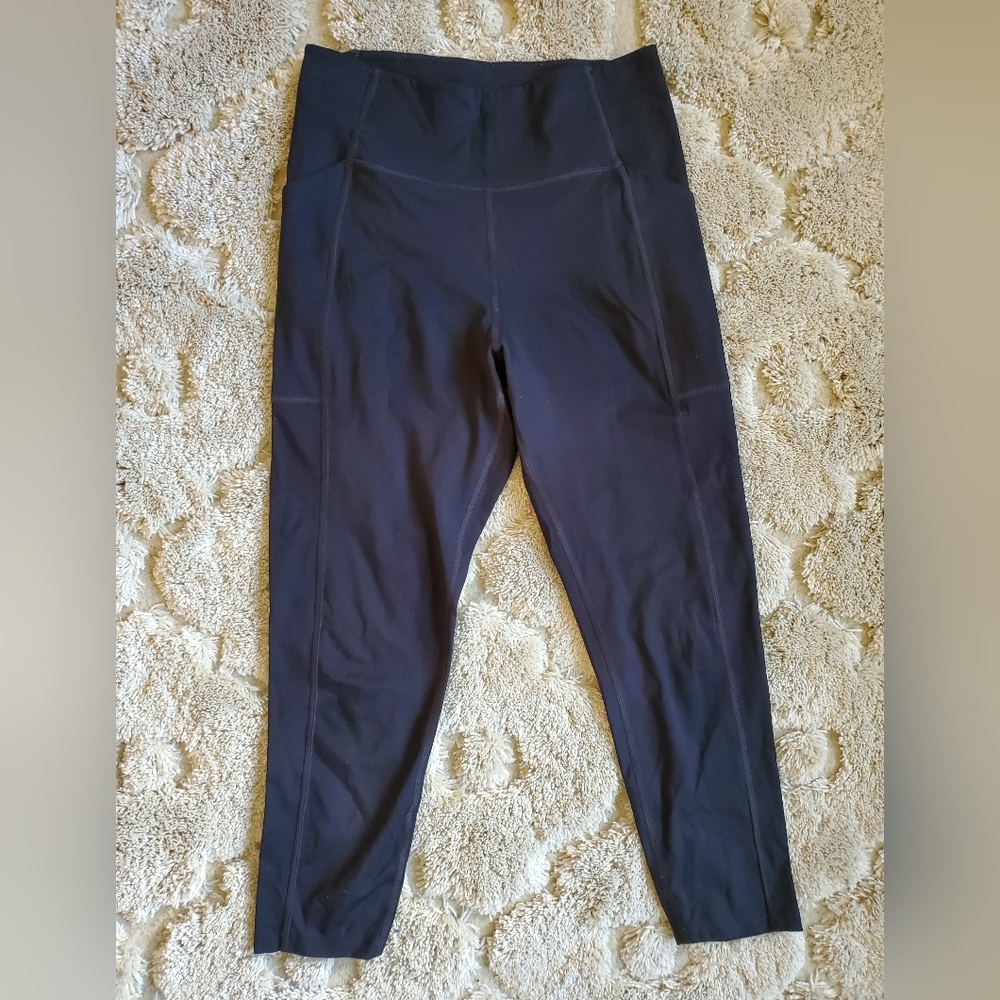 Girlfriend Collective Black Compressive Pocket 7/8 Legging L